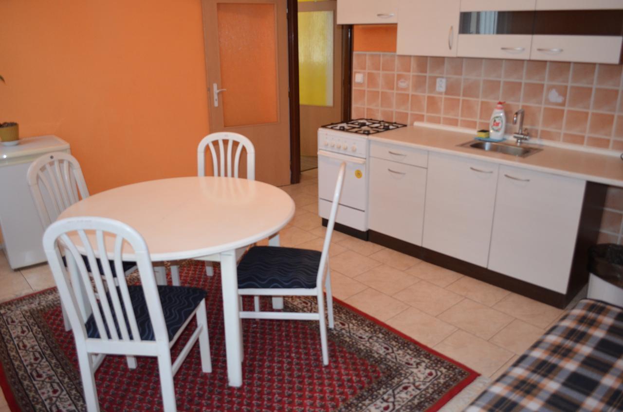 Ab Apartments カルロヴィ・ヴァリ エクステリア 写真