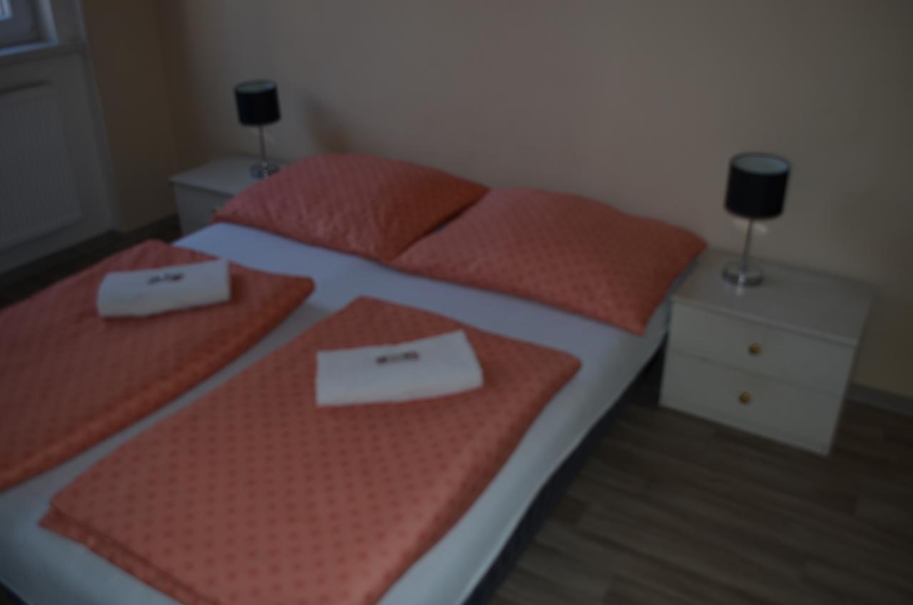 Ab Apartments カルロヴィ・ヴァリ エクステリア 写真