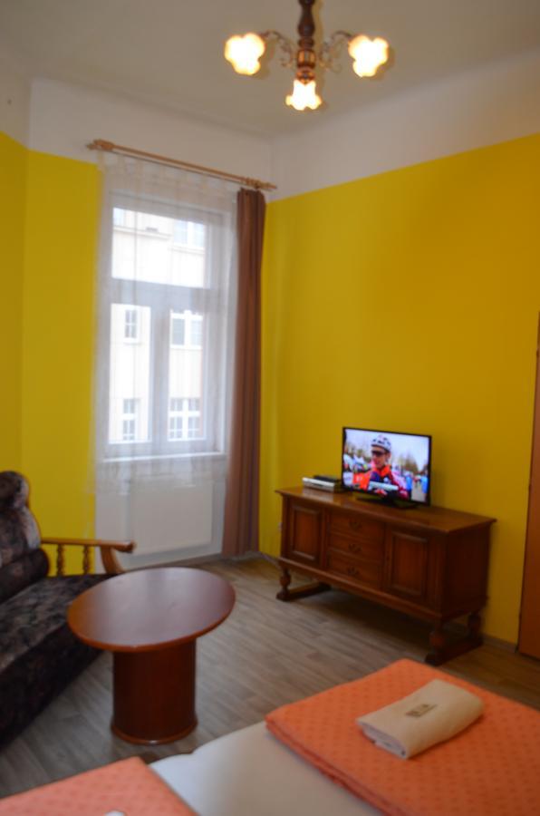 Ab Apartments カルロヴィ・ヴァリ エクステリア 写真